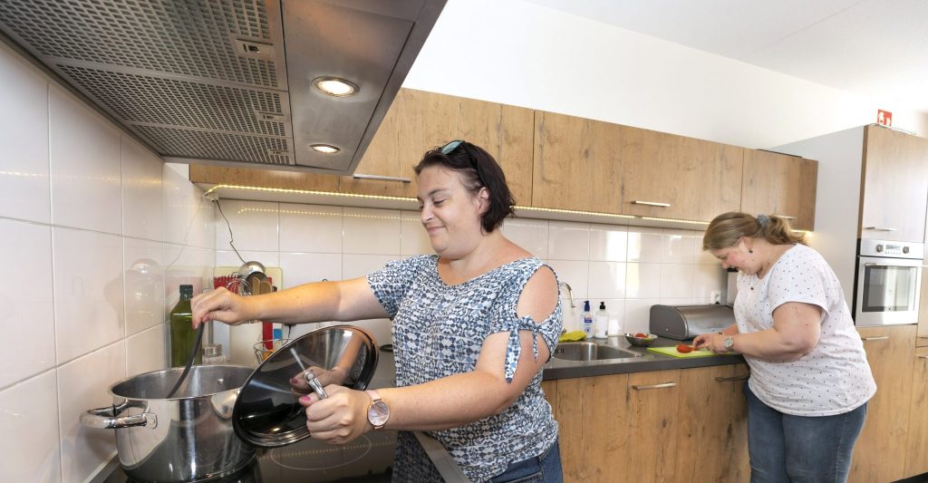 Zelfstandig of met begeleiding koken