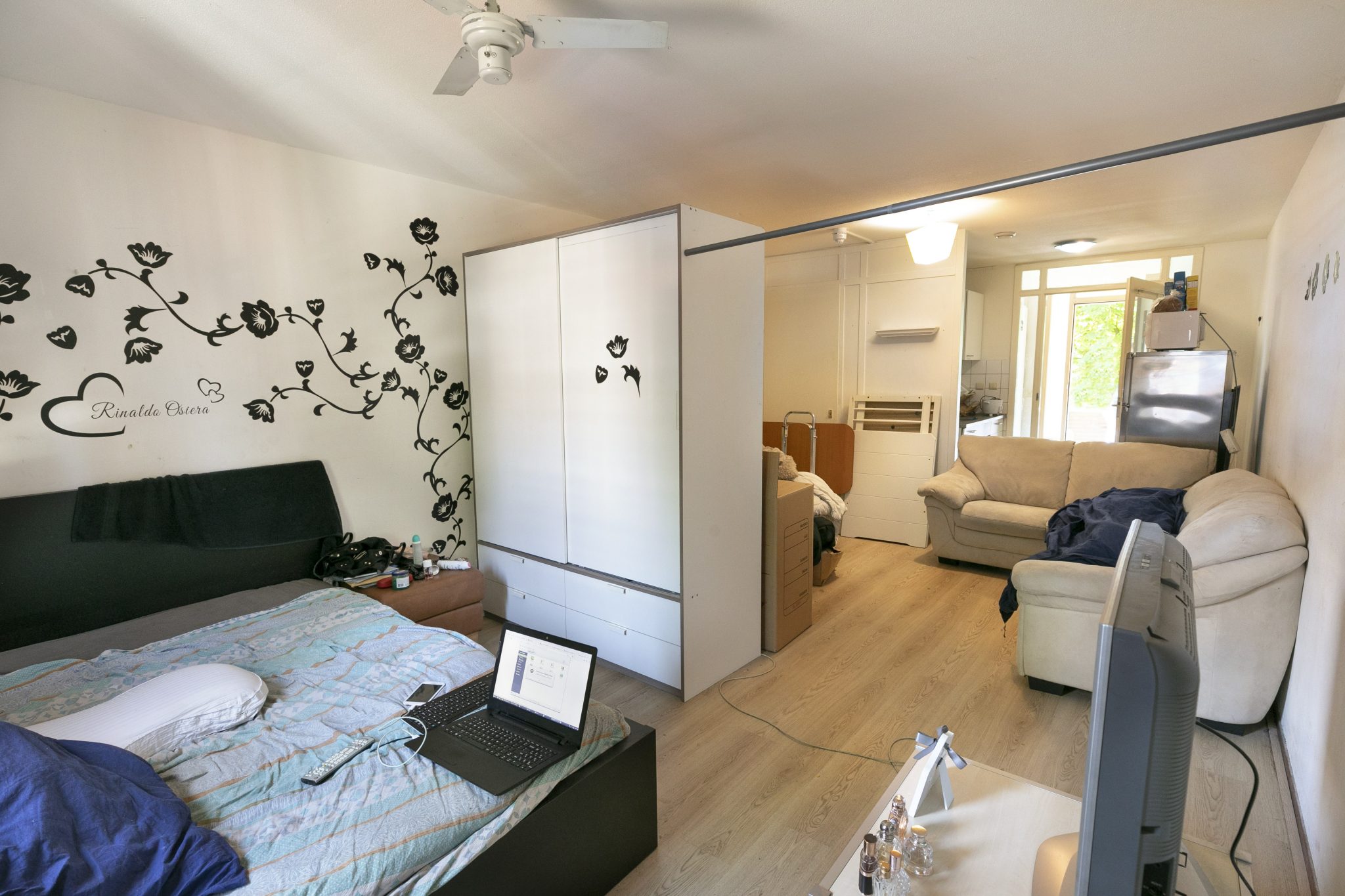 Appartementen met woon/slaapkamer, badkamer en kookgelegenheid.